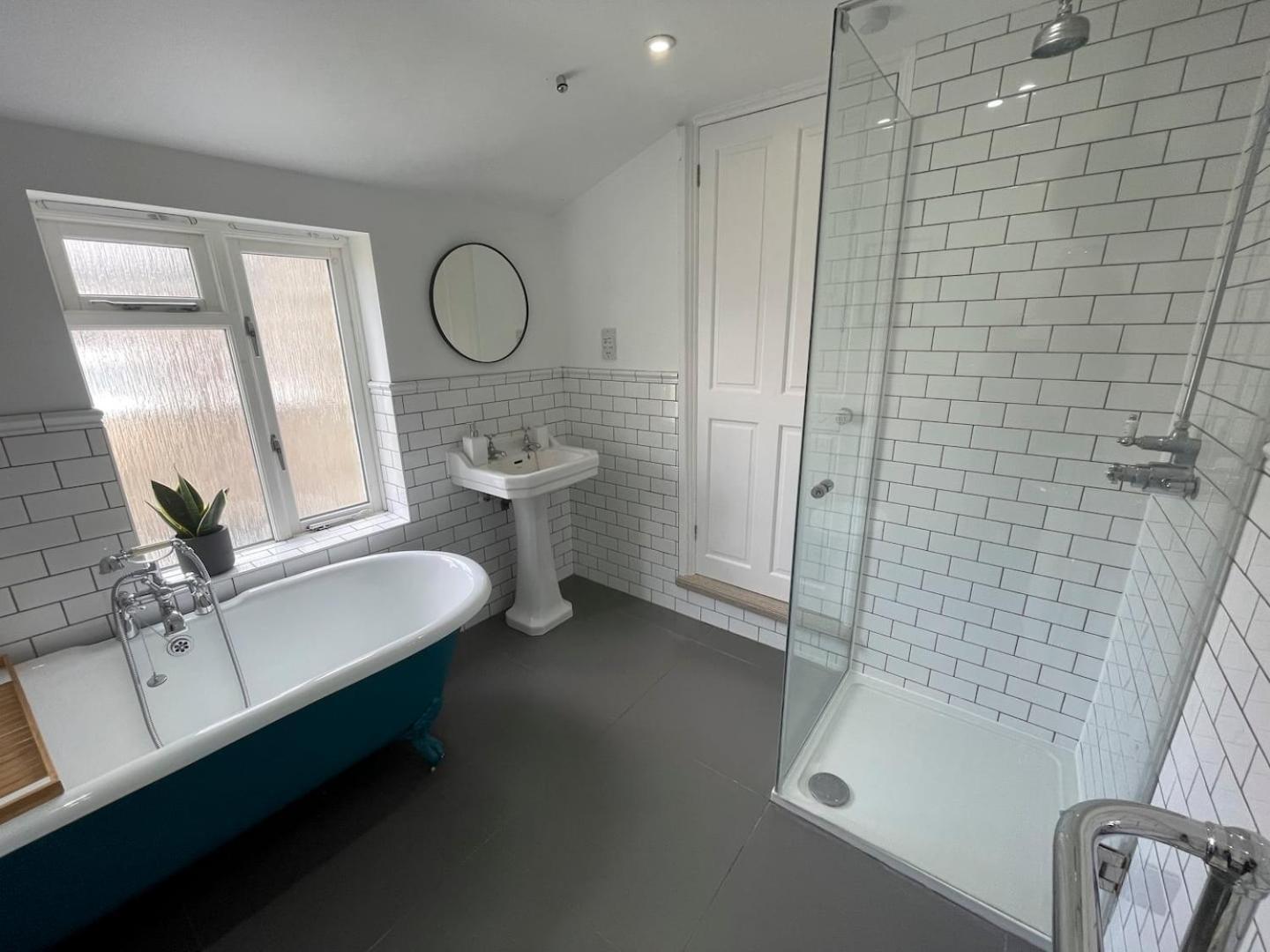Fantastic Victorian House, Excellent City Location - Cambridge Homehost ภายนอก รูปภาพ
