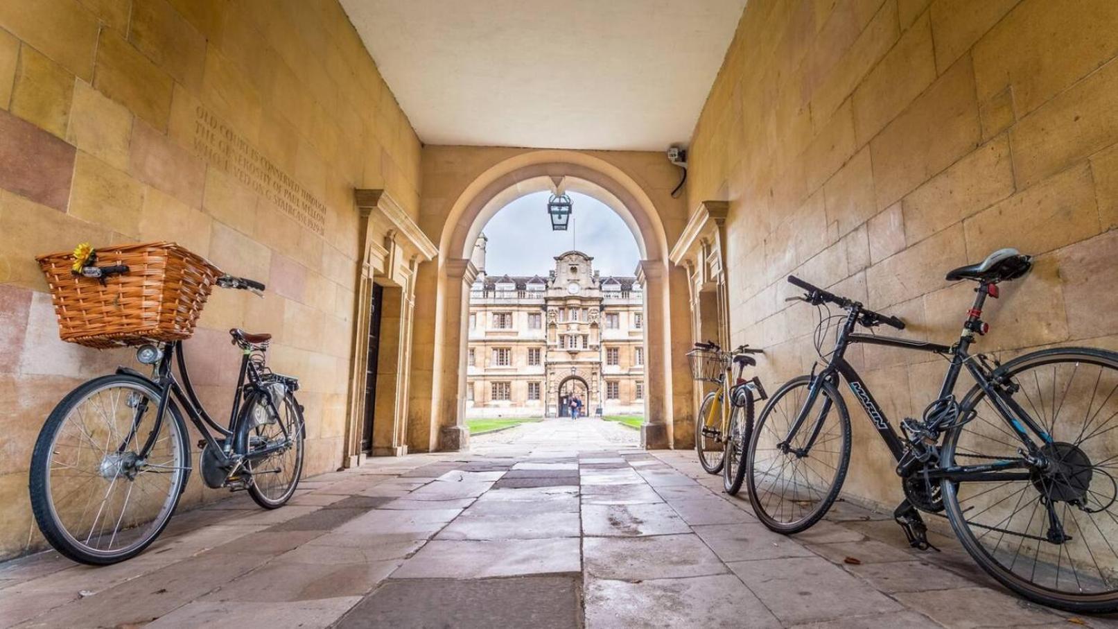 Fantastic Victorian House, Excellent City Location - Cambridge Homehost ภายนอก รูปภาพ