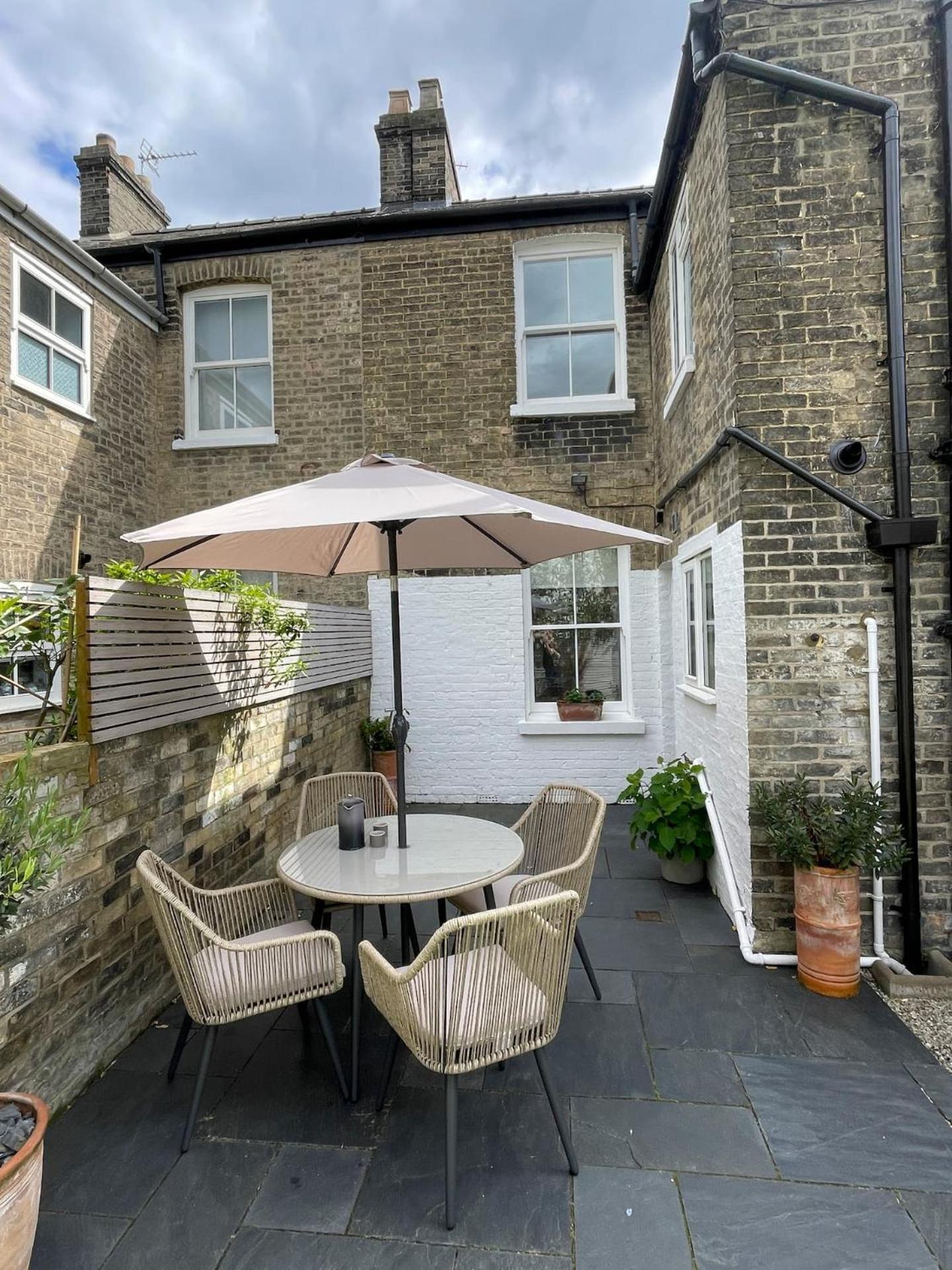 Fantastic Victorian House, Excellent City Location - Cambridge Homehost ภายนอก รูปภาพ